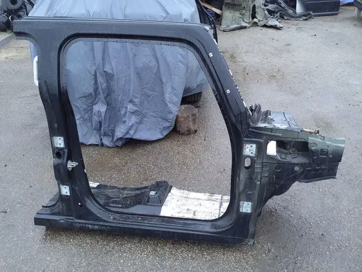 Hummer H3 (2005 - 2010) Передний порог кузова — фото 1