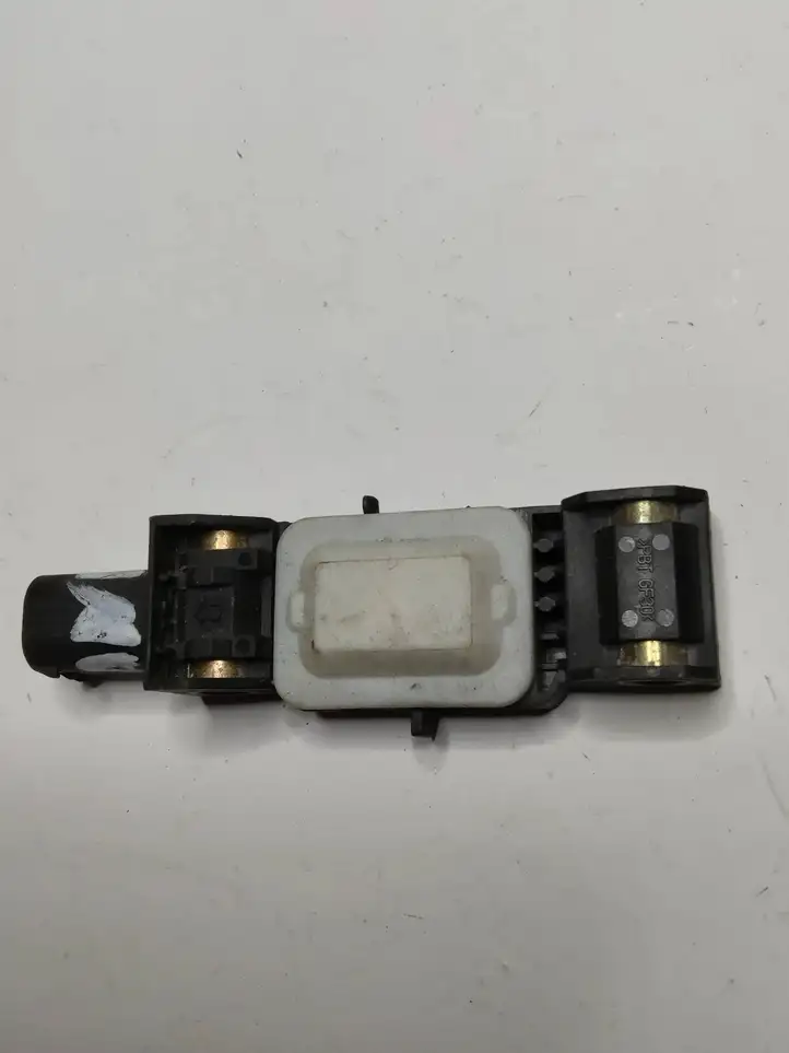 Jeep Cherokee (2007 - 2013) 04671779AC Датчик удара SRS — фото 2