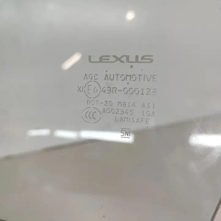 Lexus RX 450H (2019 - ) 681020E240 Стекло передней двери — фото 6