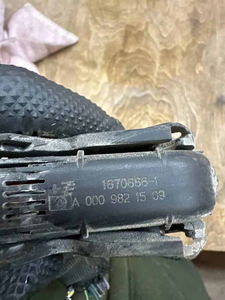 Dodge Durango (2013 - ) A0009821509 Разъем модуля ABS — фото 2