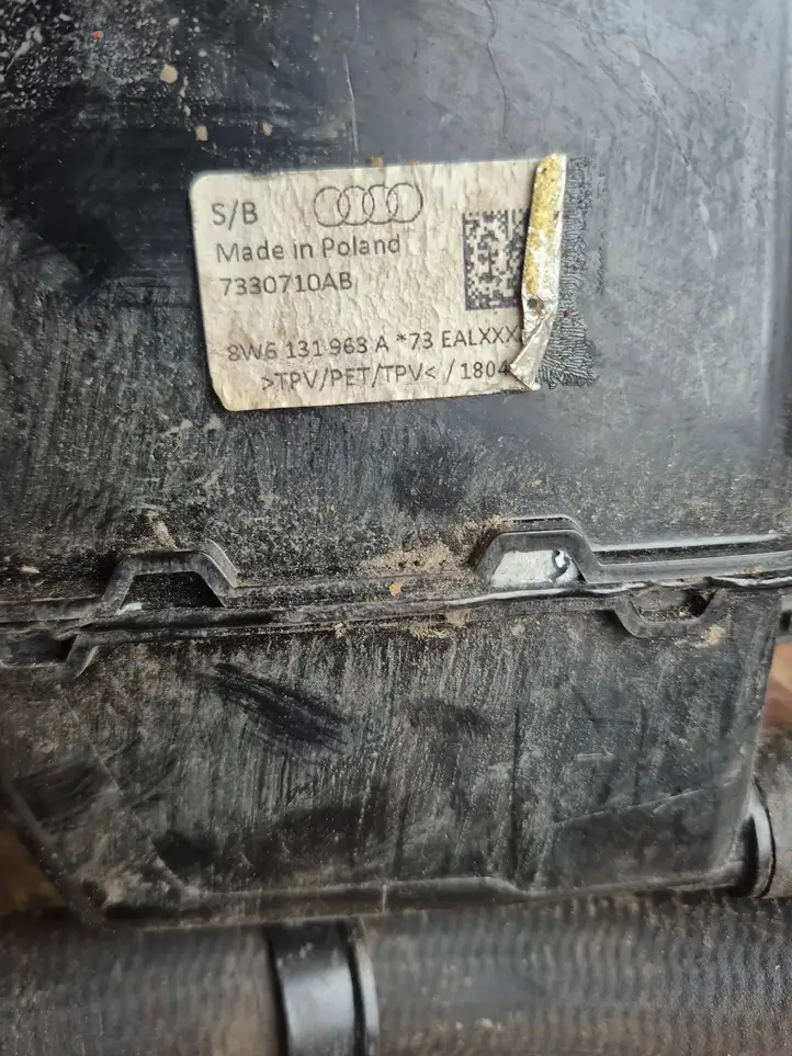 Audi A5 8T 8F (2011 - 2016) 8W6131963A Прочие детали системы AdBlue — фото 5