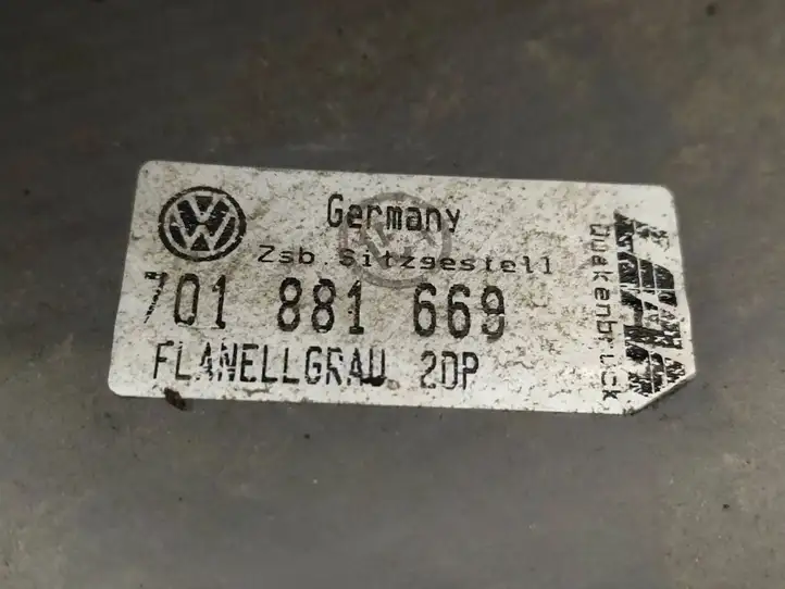 Volkswagen Transporter - Caravelle T4 (1990 - 2003) 701881669 Нижняя часть сиденья водителя — фото 8