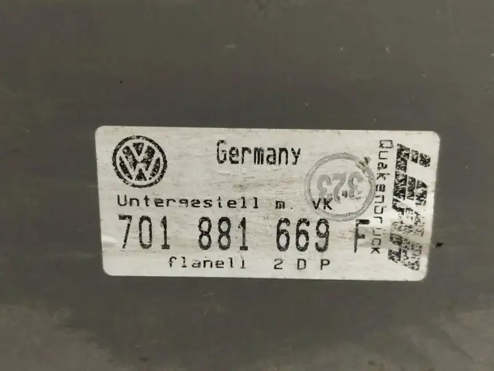 Volkswagen Transporter - Caravelle T4 (1990 - 2003) 701881669F Нижняя часть сиденья водителя — фото 5