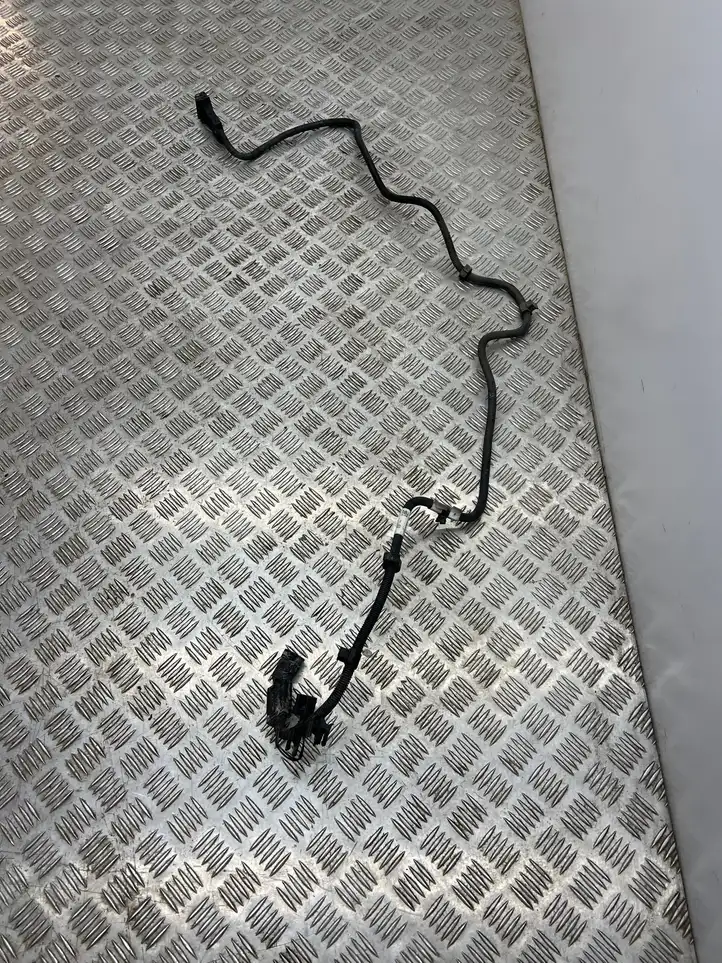 Skoda Kamiq (2019 - ) 2Q0131983G Трубка подачи AdBlue — фото 2