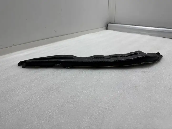 Tesla Model S (2012 - 2016) 105042000A Абсорбер крыла — фото 4