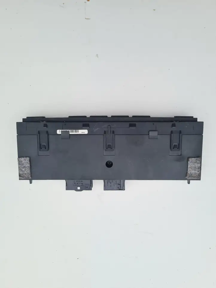 BMW 5 E60 E61 (2004 - 2010) 6952489 Включатель обогрева — фото 4