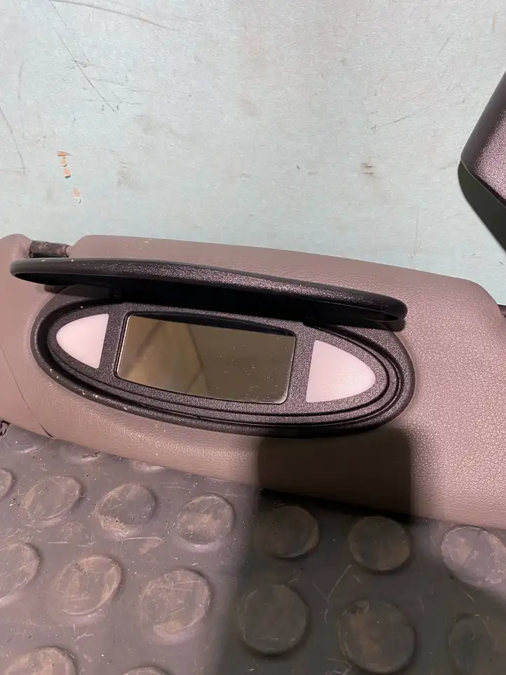 Porsche 911 996 (1997 - 2005) 99656160800 Солнцезащитный козырек — фото 2
