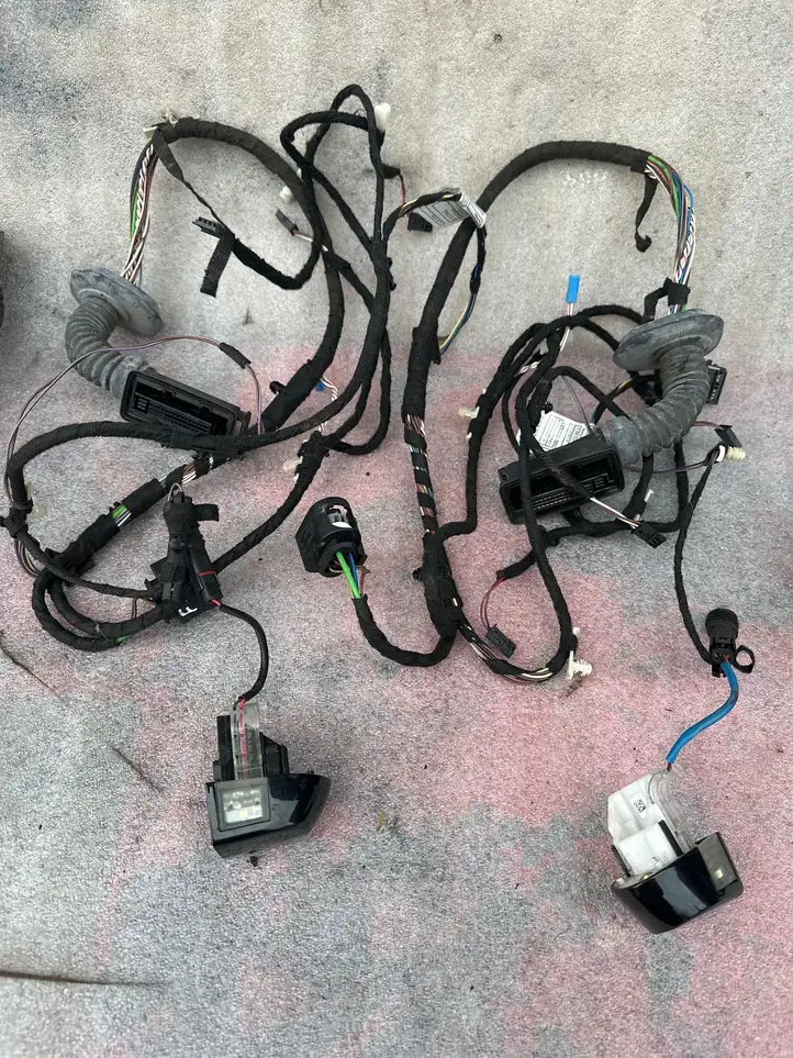 BMW 3 F30 F35 F31 (2012 - 2018) 7277448 Подсветка рукоятки передней двери (наружняя) — фото 3