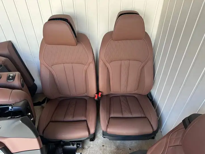BMW X5 G05 (2018 - ) Комплект салона — фото 10