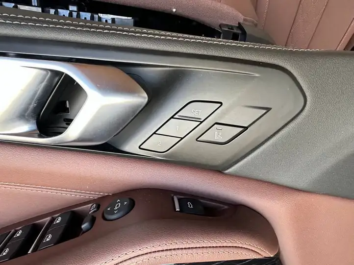 BMW X5 G05 (2018 - ) Комплект салона — фото 12