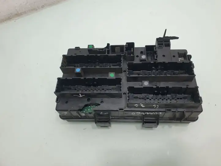 Dodge Durango (2013 - ) P68251629AB Блок предохранителей — фото 2