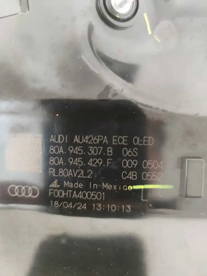 Audi Q5 SQ5 (2017 - ) 80A945429F Комплект задних фонарей — фото 9