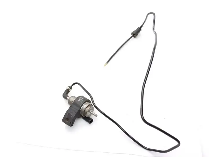 Mercedes-Benz ML W166 (2012 - 2017) 9019847B Топливный насос Webasto — фото 3