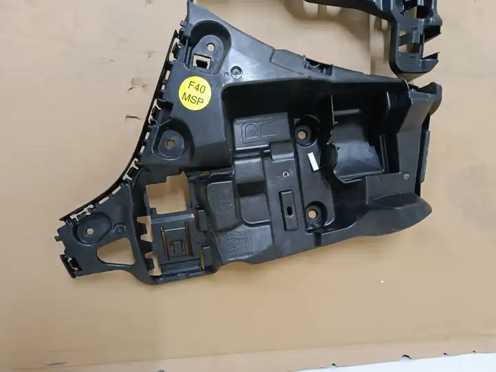 BMW 1 F40 (2019 - ) 8072575 Кронштейн заднего бампера — фото 3
