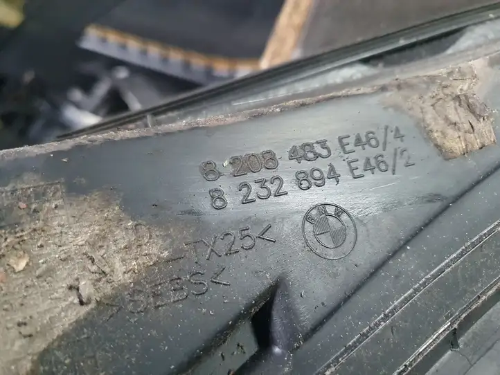 BMW 3 E46 (1998 - 2005) 8208483 Жабо стеклоочистителей — фото 2