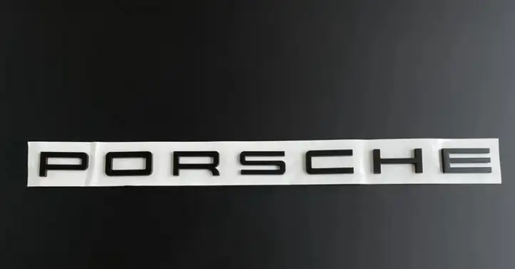 Porsche Panamera (970) (2013 - 2016) Эмблема производителя — фото 1