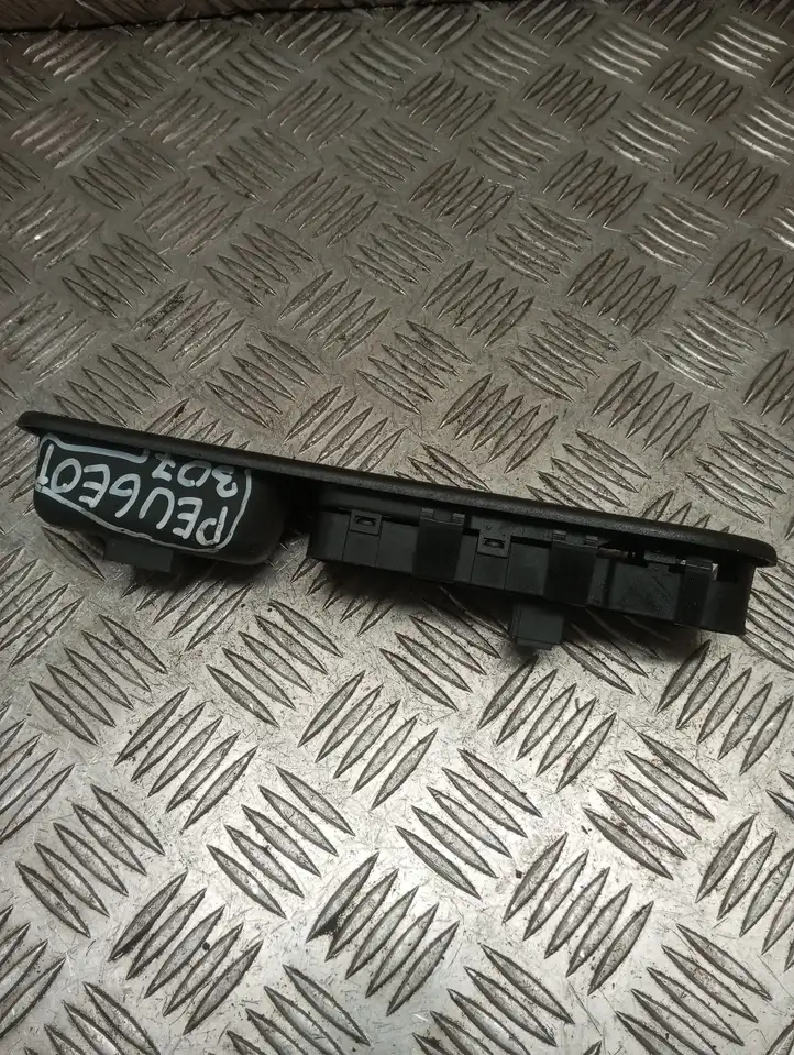 Peugeot 307 CC (2001 - 2005) 96351625XT Блок кнопок стеклоподъемников — фото 2