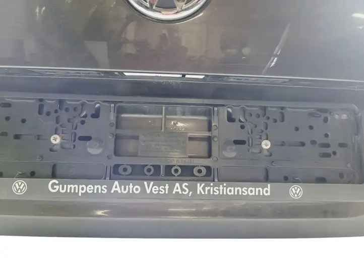 Volkswagen PASSAT B7 (2011 - 2014) 364090212 Крышка багажника — фото 2