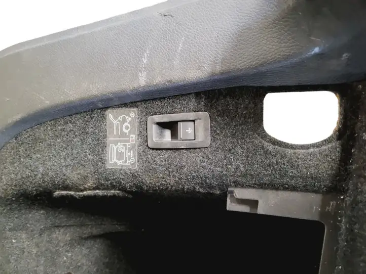 Volkswagen PASSAT B7 (2011 - 2014) 3AF867428 Комплект буксировочного крюка — фото 7