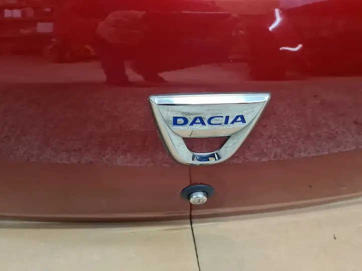 Dacia Sandero III (2016 - ) Крышка багажника — фото 6