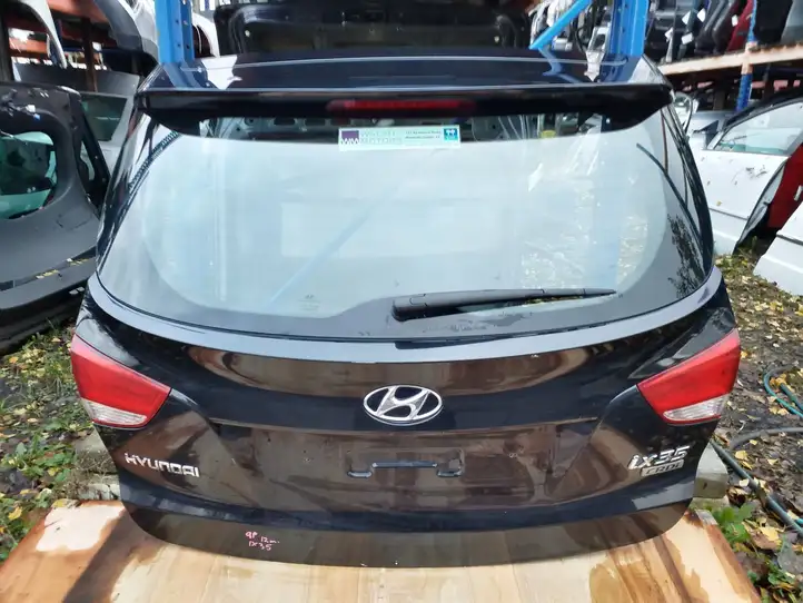 Hyundai ix35 (2009 - 2013) Крышка багажника — фото 1
