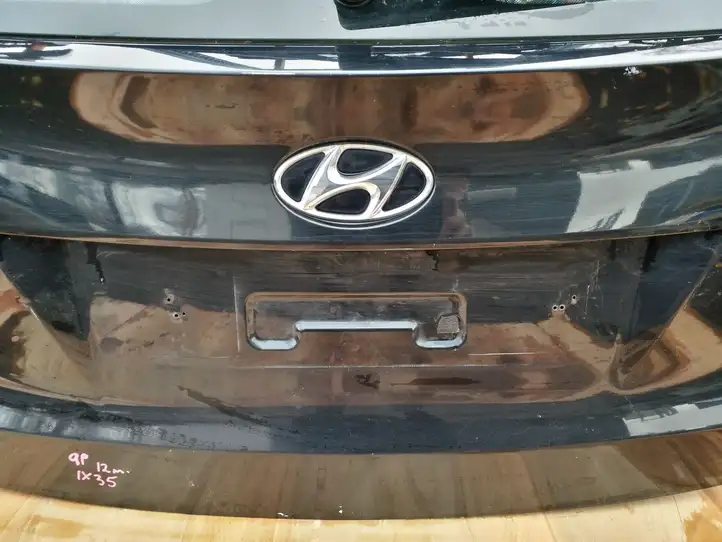 Hyundai ix35 (2009 - 2013) Крышка багажника — фото 7