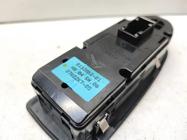 BMW 1 E81 E87 (2004 - 2011) 9132082 Кнопка стеклоподъемников — фото 3