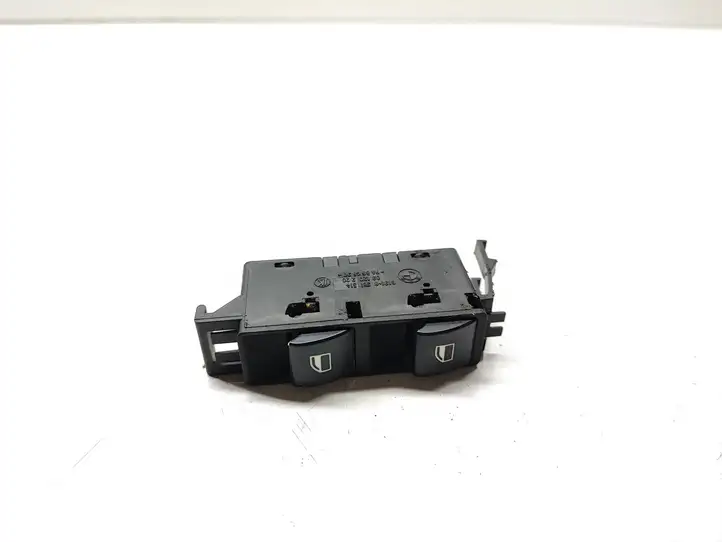 BMW 3 E46 (1998 - 2005) 8381514 Кнопка стеклоподъемников — фото 1