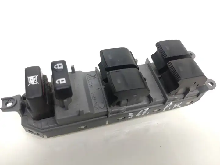 Toyota Auris E180 (2012 - 2018) 8404002120 Кнопка стеклоподъемников — фото 1