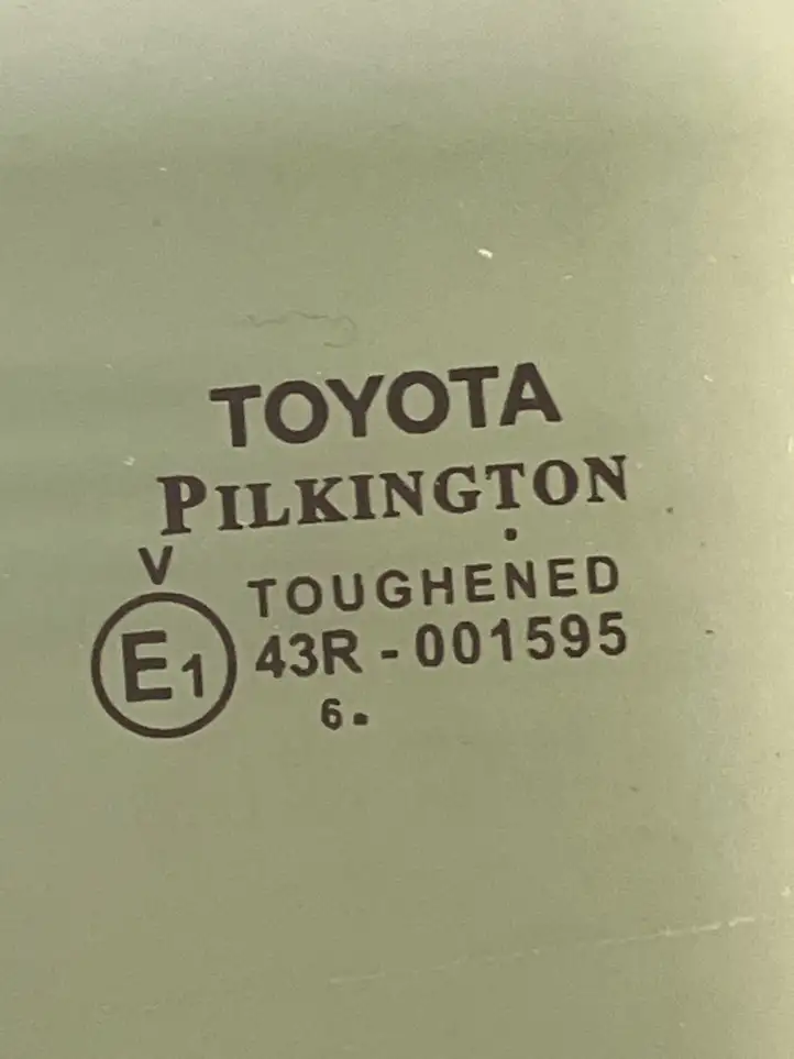 Toyota Auris E180 (2012 - 2018) 43R001595 Стекло задней двери — фото 4
