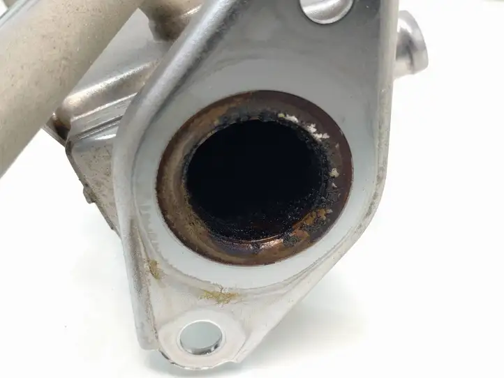 Toyota Auris E180 (2012 - 2018) 2560137010B Охладитель клапана EGR — фото 5