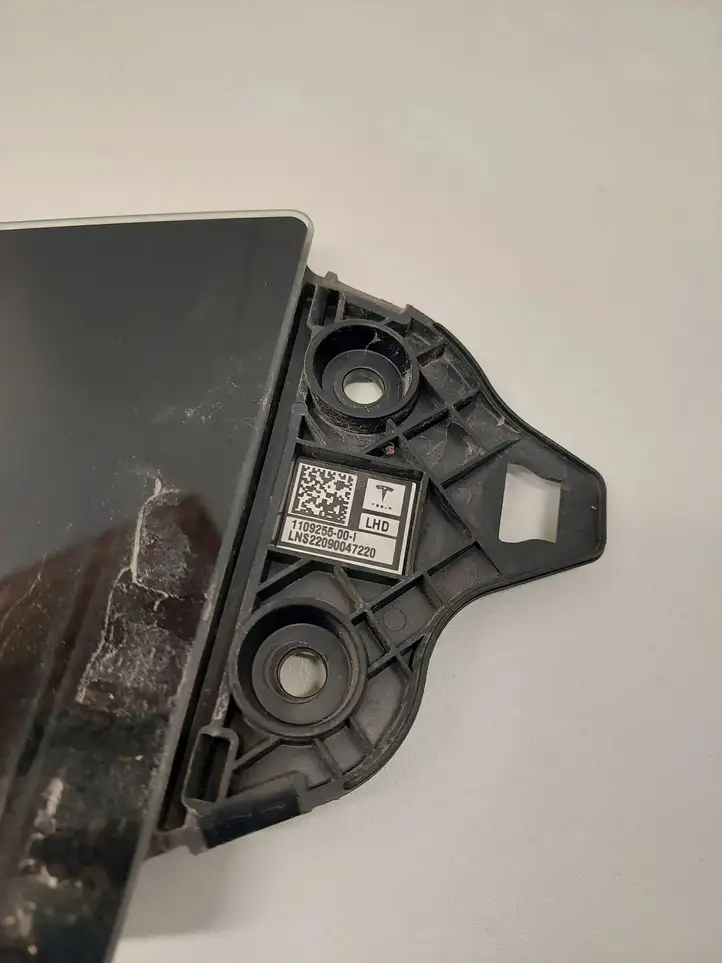 Tesla Model 3 (2017 - 2023) S22090047220 Верхняя обшивка стойки B — фото 6