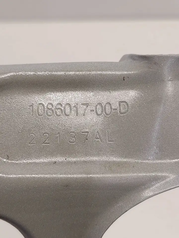 Tesla Model 3 (2017 - 2023) 108601700D Прочие детали салона — фото 4