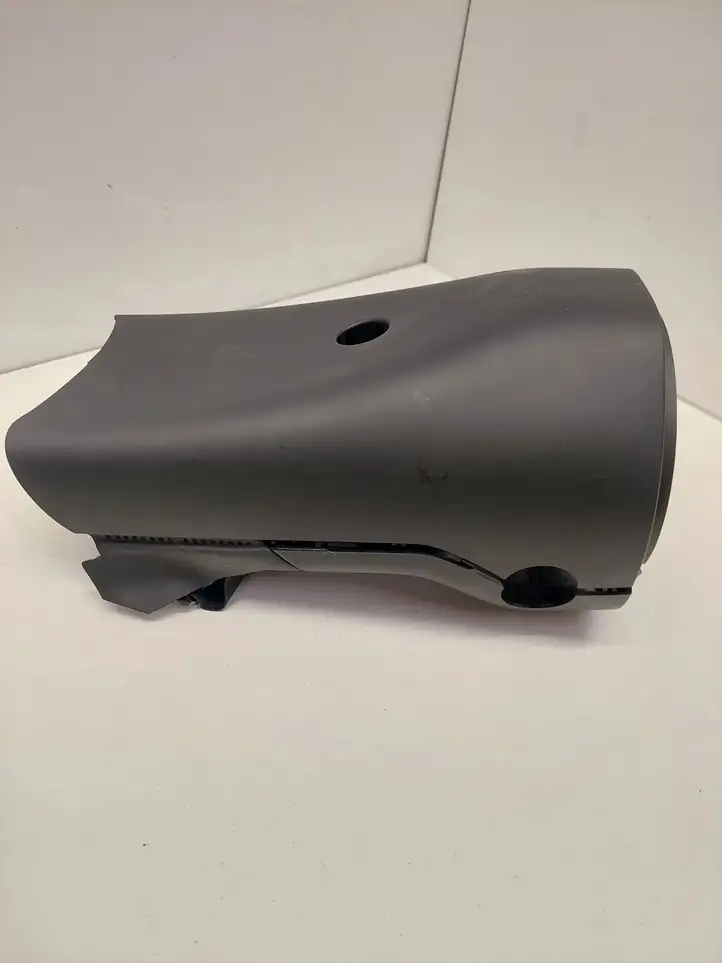 Tesla Model 3 (2017 - 2023) 98619901 Обшивка рулевой колонки — фото 3