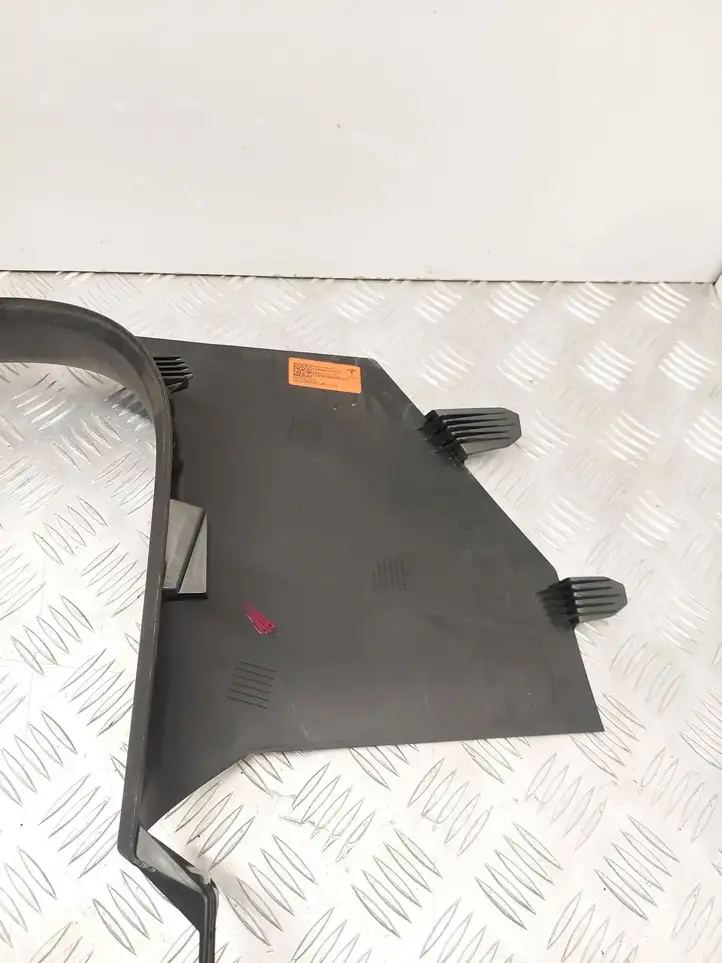 Tesla Model 3 (2017 - 2023) 164341300A Внутренняя отделка переднего порога — фото 2