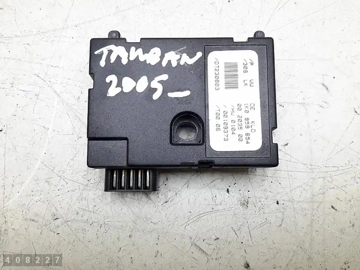 Volkswagen Touran I (2003 - 2010) 1k0959654 Датчик угла поворота руля — фото 12