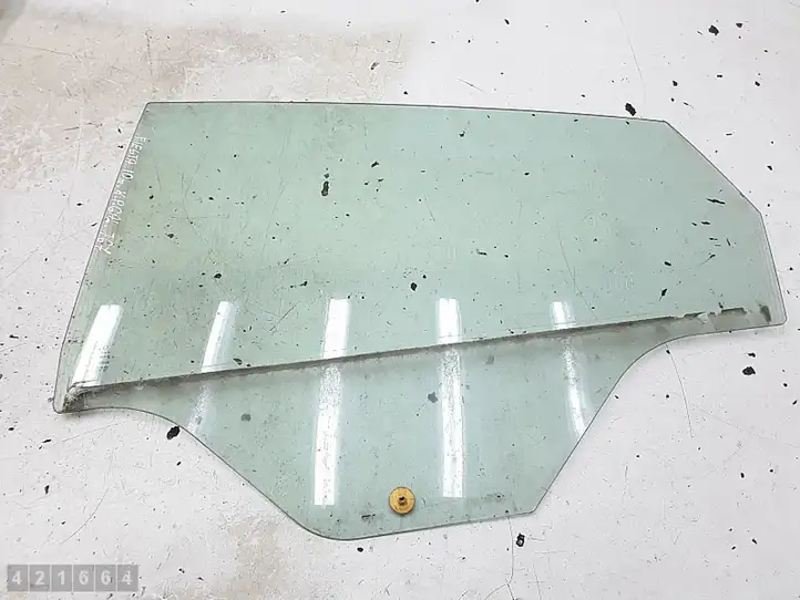 Ford Fiesta (2013 - 2017) e643r00048 Стекло задней двери — фото 1