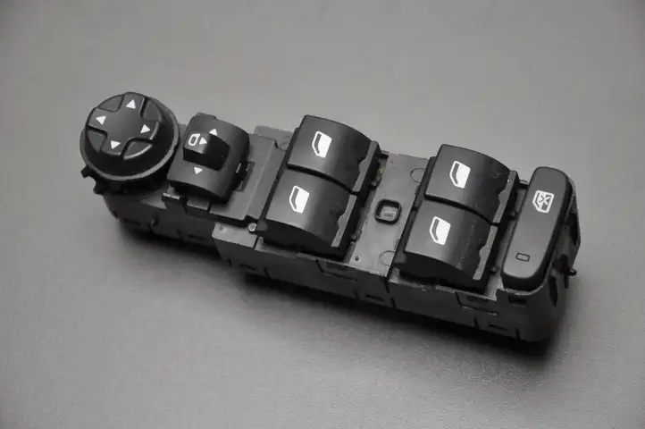 Peugeot 308 (2013 - 2021) 96788264ZD Блок кнопок стеклоподъемников — фото 2
