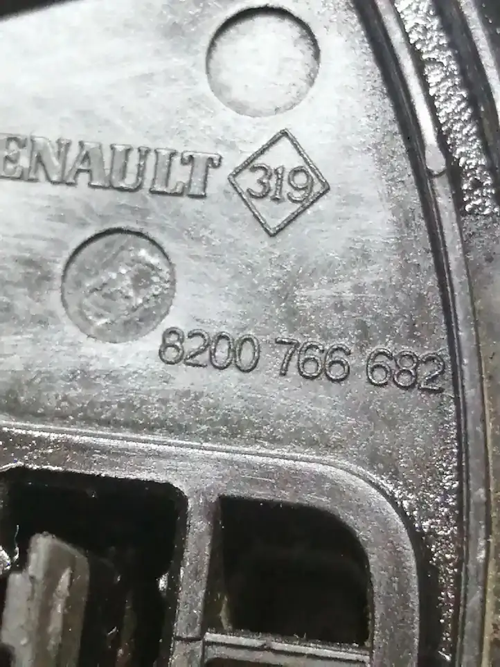 Renault Master III (2010 - ) 8200766682 Другая деталь раздвижной двери — фото 3