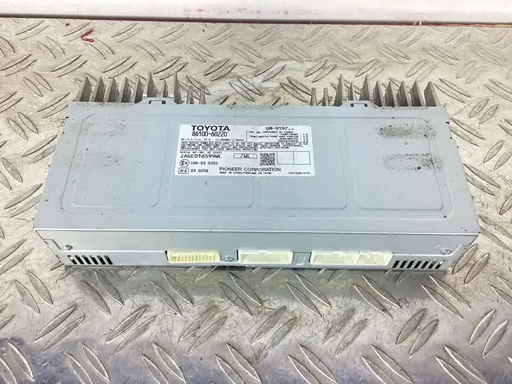 Toyota Land Cruiser (J150) (2009 - ) 8610060220 Усилитель звука — фото 1