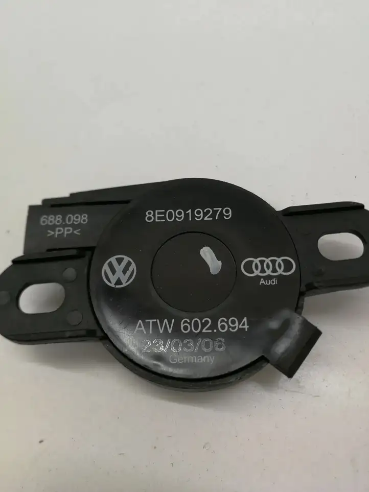 Audi A6 S6 C6 4F (2004 - 2008) 8E0919279 Динамик парктроника (PDC) — фото 4