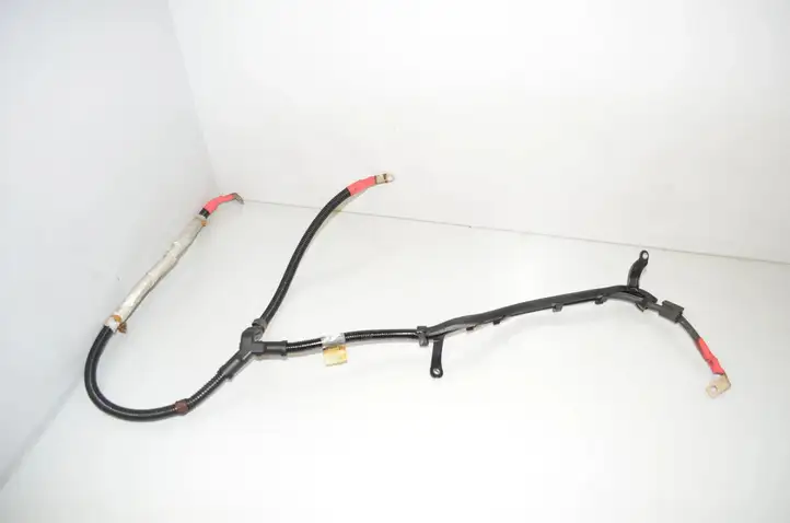 BMW 3 F30 F35 F31 (2012 - 2018) 7823298 Плюсовой провод аккумулятора — фото 3
