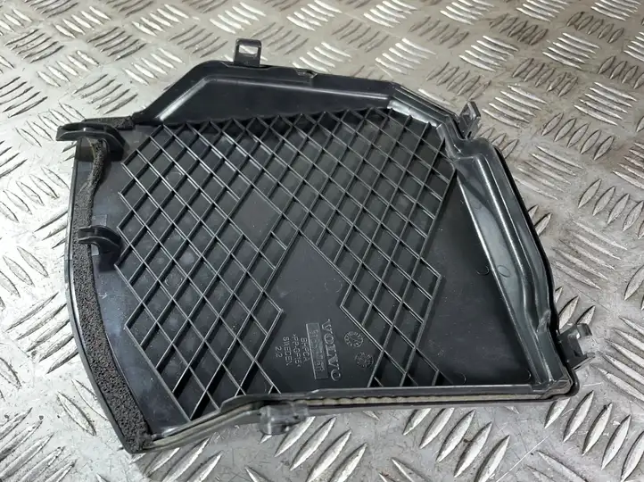 Volvo V60 (2013 - 2018) 31353766 Крышка ящика аккумулятора — фото 3