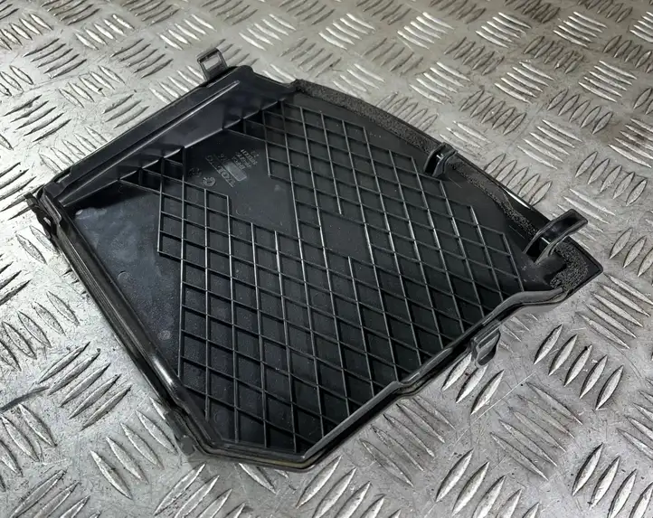 Volvo V60 (2013 - 2018) 31353766 Крышка ящика аккумулятора — фото 4
