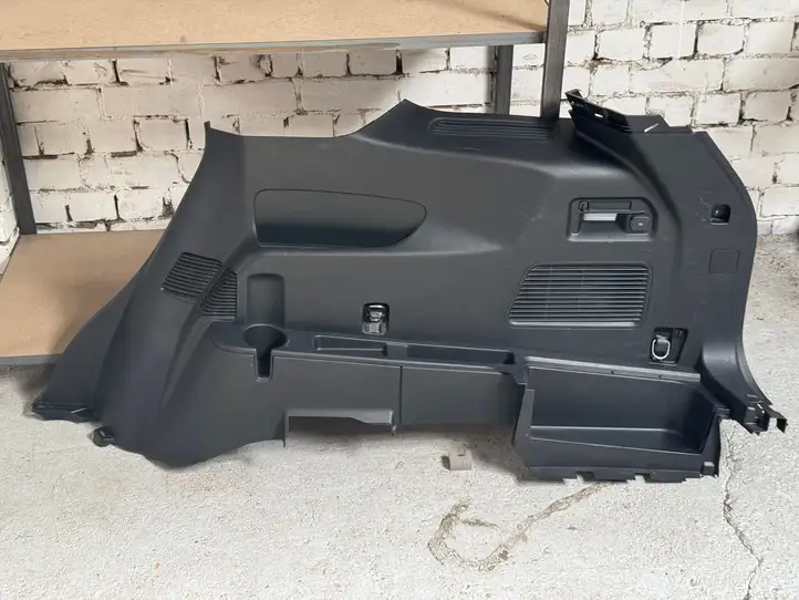 Ford Explorer VI (2019 - ) LB5BS31012 Боковая обшивка багажника — фото 1
