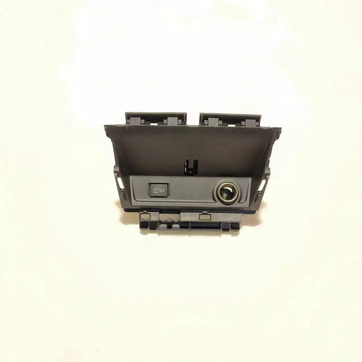 Subaru Forester SJ (2013 - 2018) 66241SG050 Накладка прикуривателя — фото 1