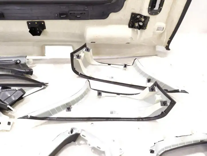 Maserati Levante (2017 - ) 06700480440 Комплект потолочной обшивки — фото 13