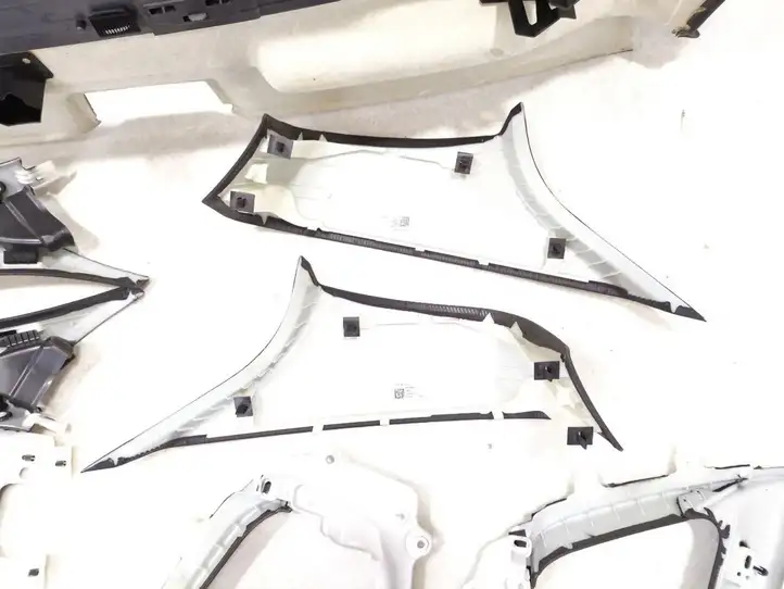 Maserati Levante (2017 - ) 06700480440 Комплект потолочной обшивки — фото 14