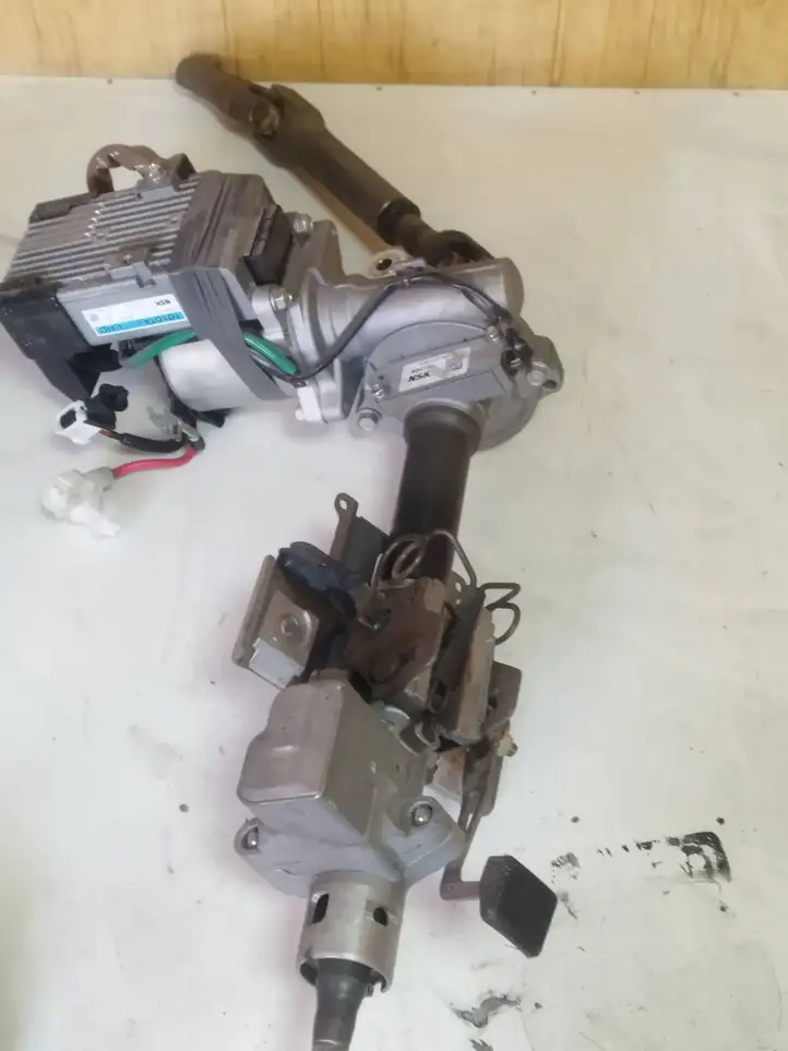 Toyota RAV 4 (XA40) (2012 - 2018) 8965042170 Насос гидроусилителя руля — фото 1