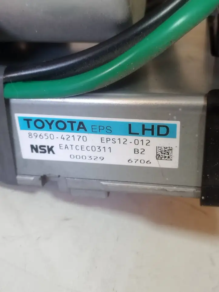 Toyota RAV 4 (XA40) (2012 - 2018) 8965042170 Насос гидроусилителя руля — фото 3